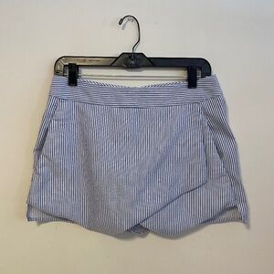 Lord & Taylor Design Lab Short Skort Skirt Seersucker Blue White Stripe Size M